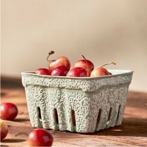 Anthropologie NWT Countryside Stoneware Berry Basket